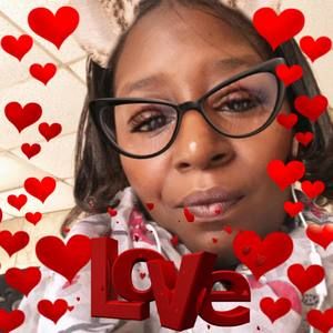 Meet your Posher, Renay